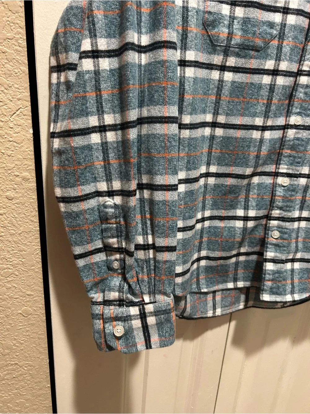 Ash & Erie Flannel Plaid Button Down Shirt Cotton , Medium , like new